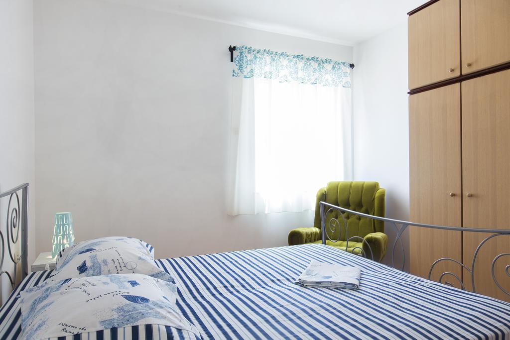 San Apartments Слатине Экстерьер фото