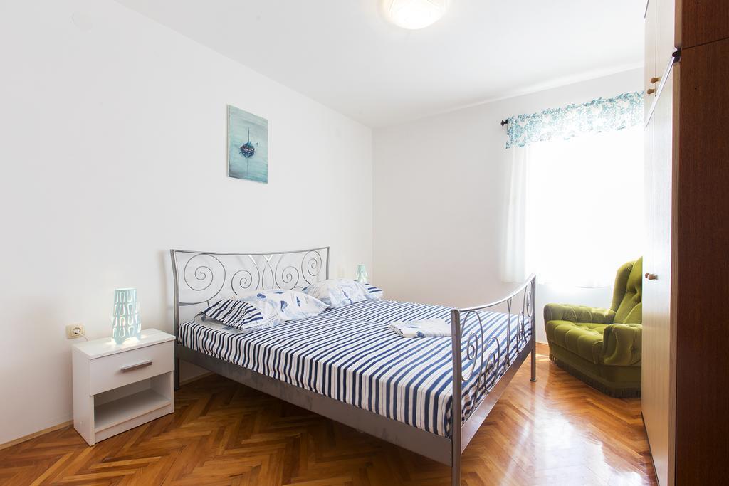 San Apartments Слатине Экстерьер фото